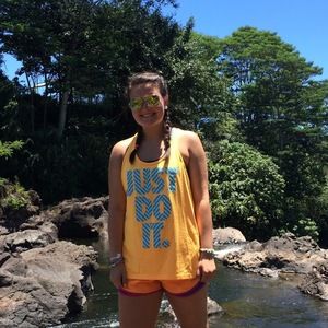 Meet your Posher, Madelaine